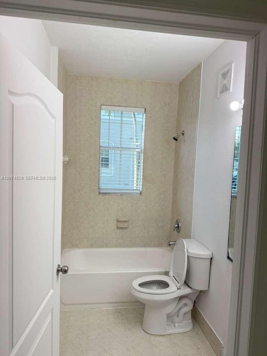For Sale: $229,900 (3 beds, 2 baths, 1060 Square Feet)