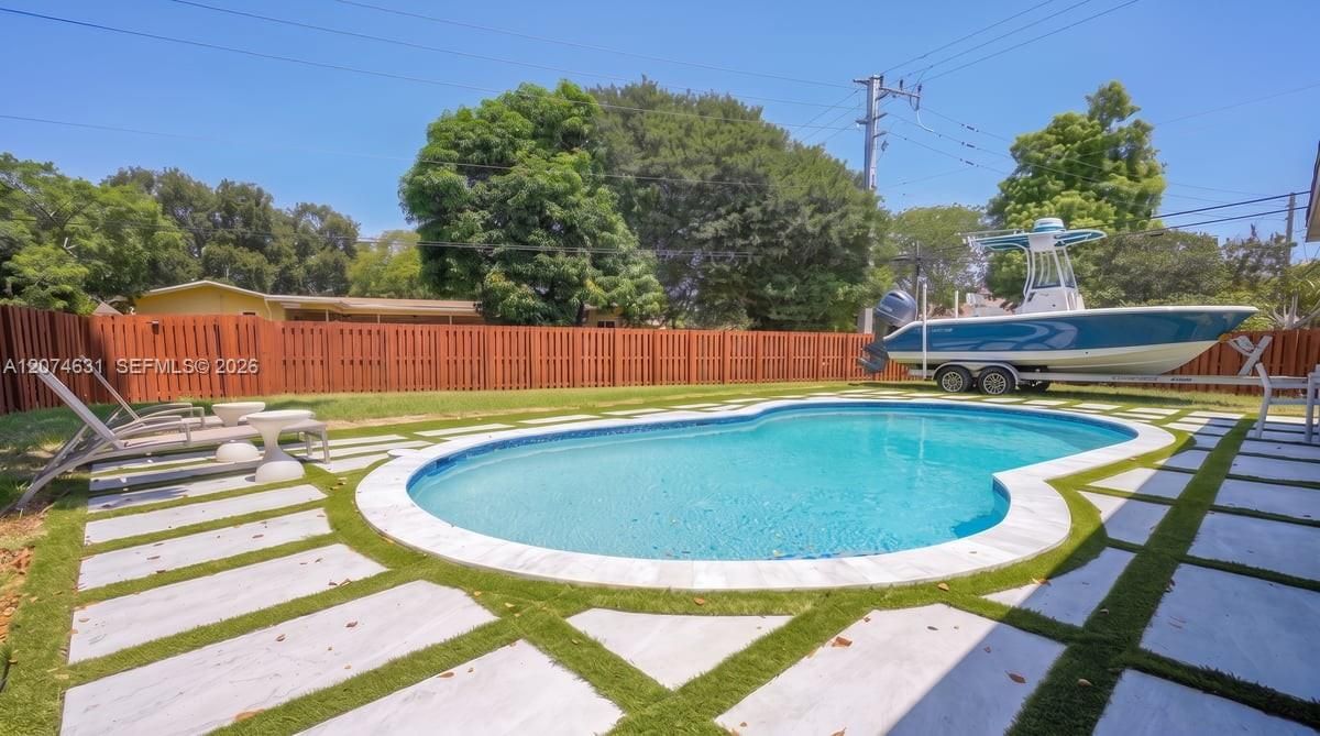 На продажу: $1,165,000 (4 спален, 4 ванн, 2340 Квадратных фут)