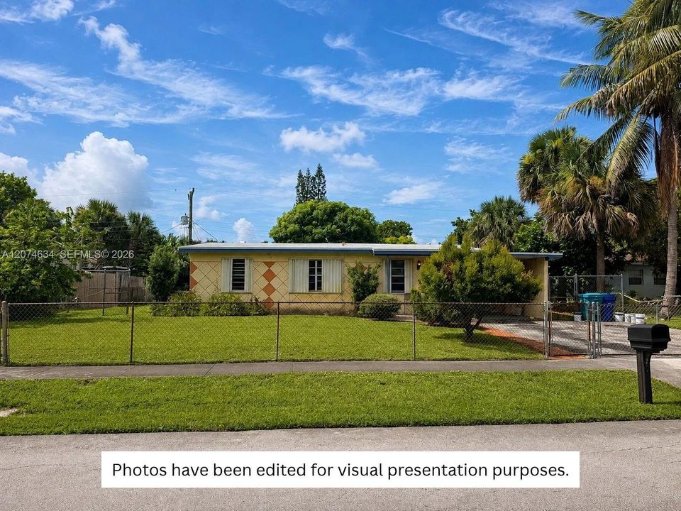 For Rent: $2,400 (3 beds, 1 baths, 1211 Square Feet)