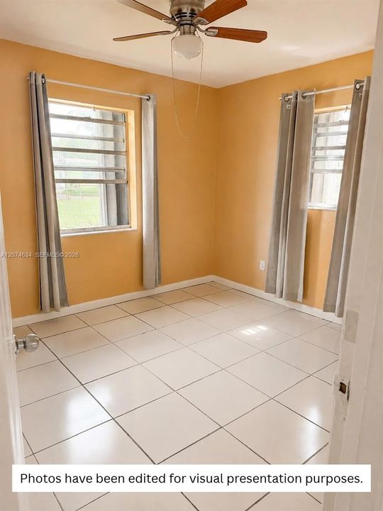 For Rent: $2,400 (3 beds, 1 baths, 1211 Square Feet)