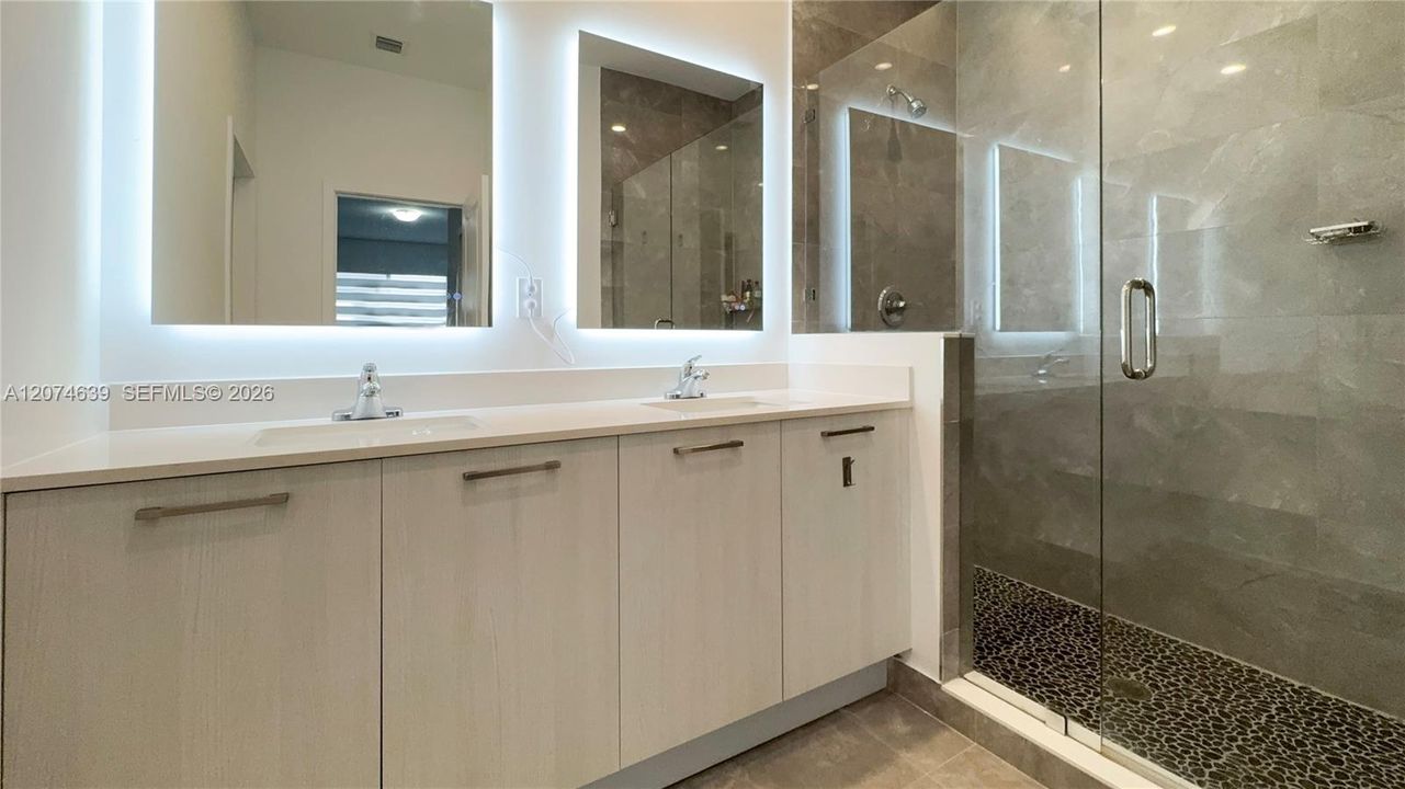 For Sale: $649,900 (4 beds, 3 baths, 2152 Square Feet)