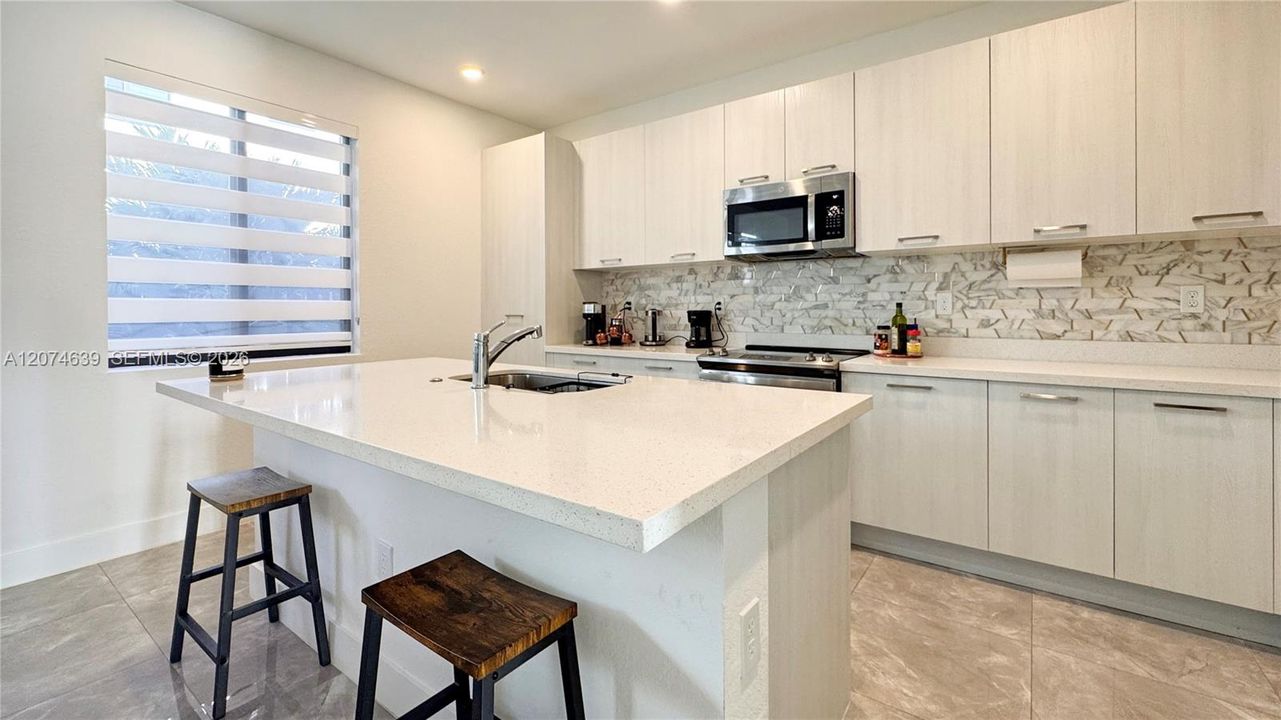 For Sale: $649,900 (4 beds, 3 baths, 2152 Square Feet)