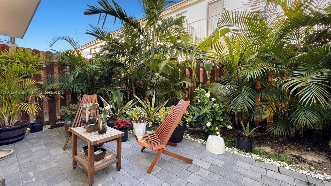 For Sale: $649,900 (4 beds, 3 baths, 2152 Square Feet)