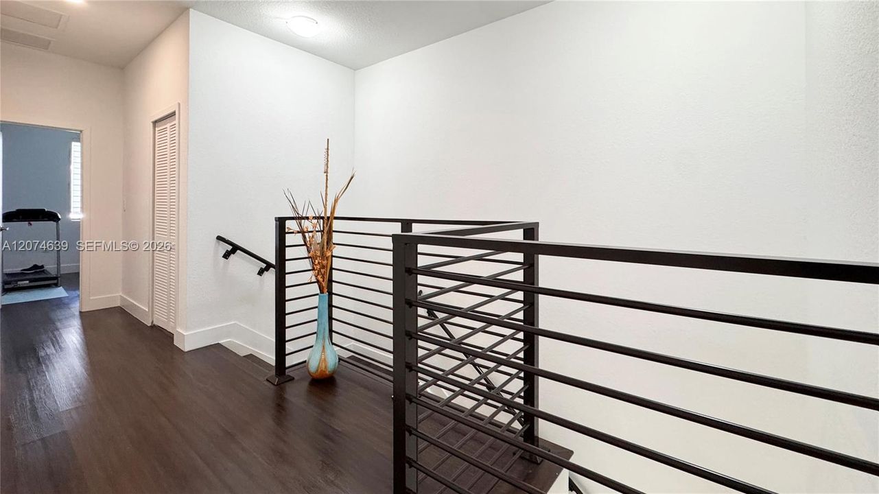 For Sale: $649,900 (4 beds, 3 baths, 2152 Square Feet)