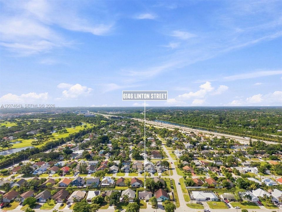 For Sale: $639,900 (3 beds, 2 baths, 1273 Square Feet)