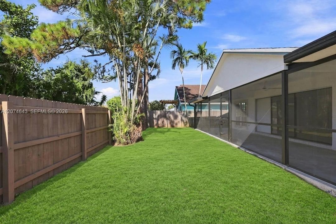 For Sale: $639,900 (3 beds, 2 baths, 1273 Square Feet)
