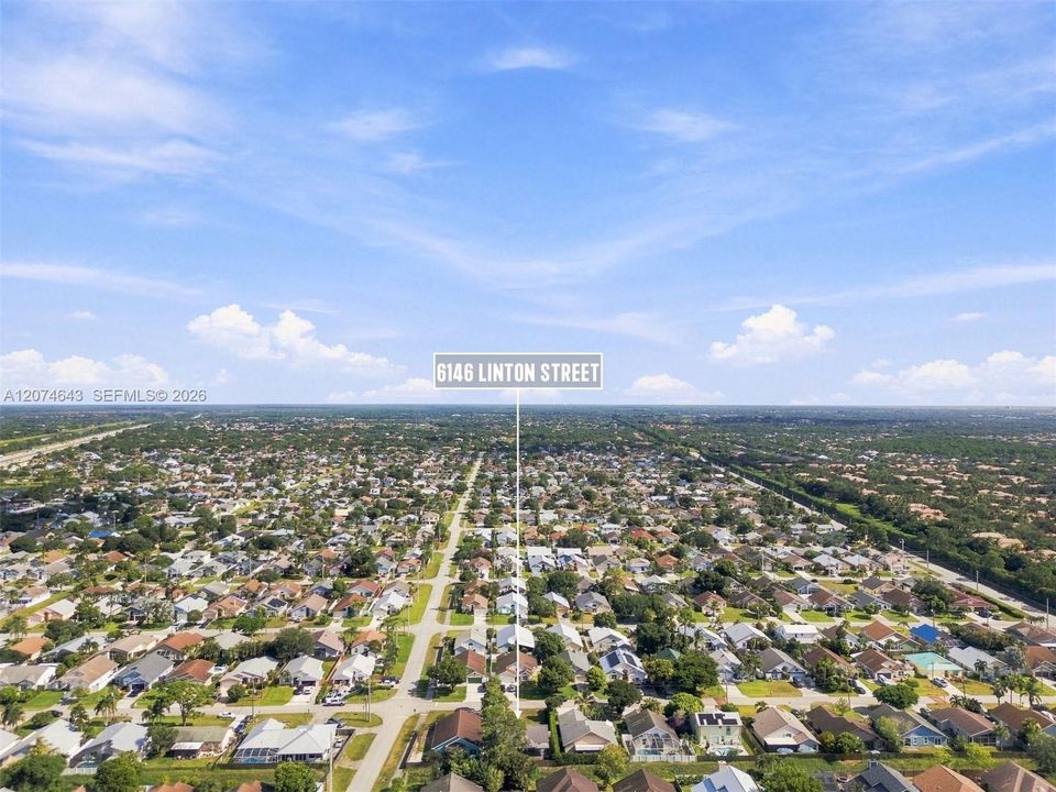 For Sale: $639,900 (3 beds, 2 baths, 1273 Square Feet)