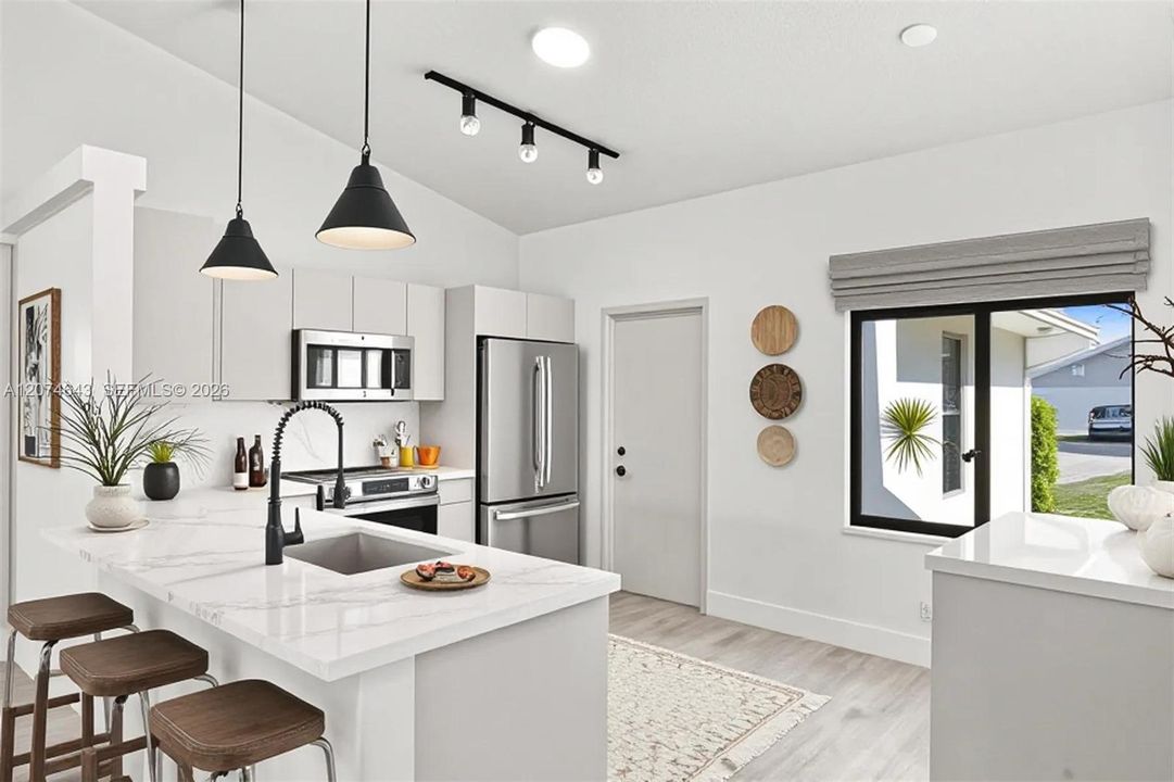 For Sale: $639,900 (3 beds, 2 baths, 1273 Square Feet)