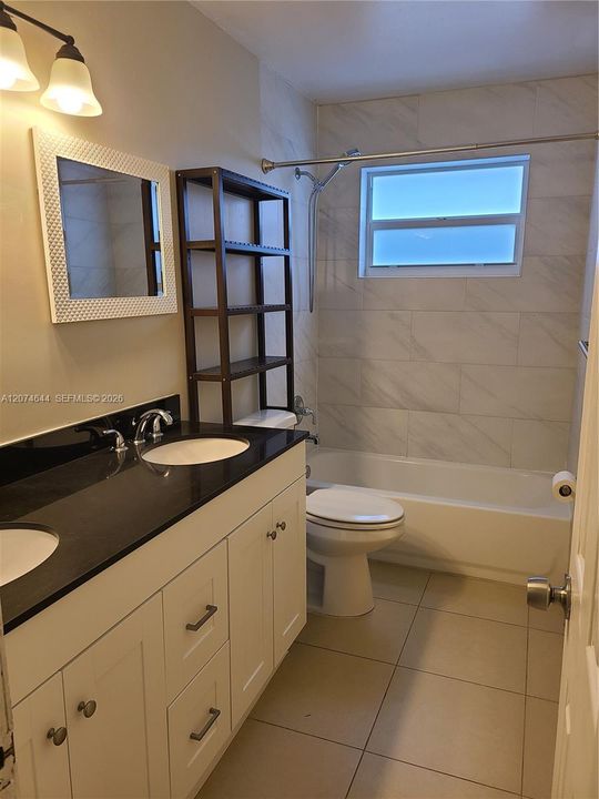 For Rent: $3,000 (3 beds, 1 baths, 1282 Square Feet)