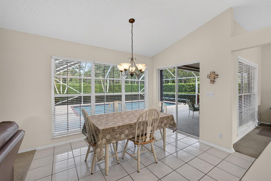 Breakfast nook