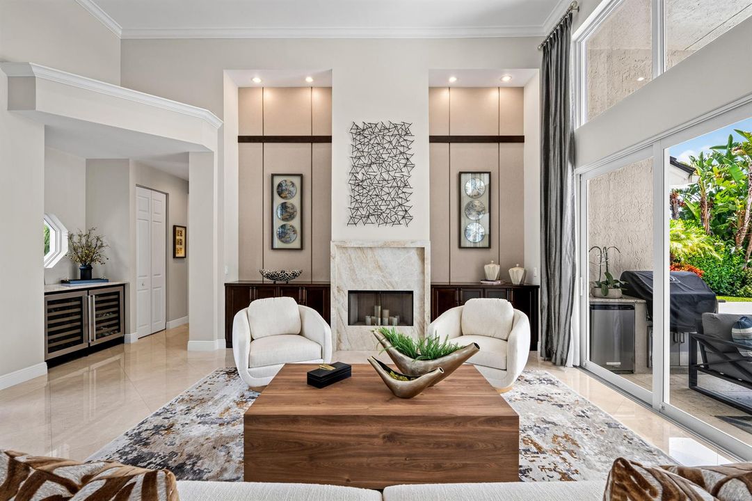 LIVING_ROOM_STRAIGHT_LEFT