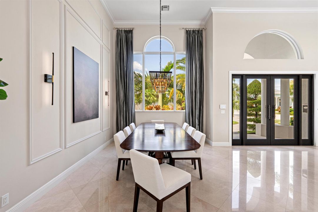 DINING_ROOM_STRAIGHT