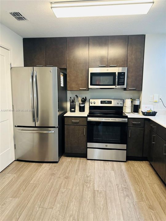 For Sale: $480,000 (3 beds, 3 baths, 0 Square Feet)