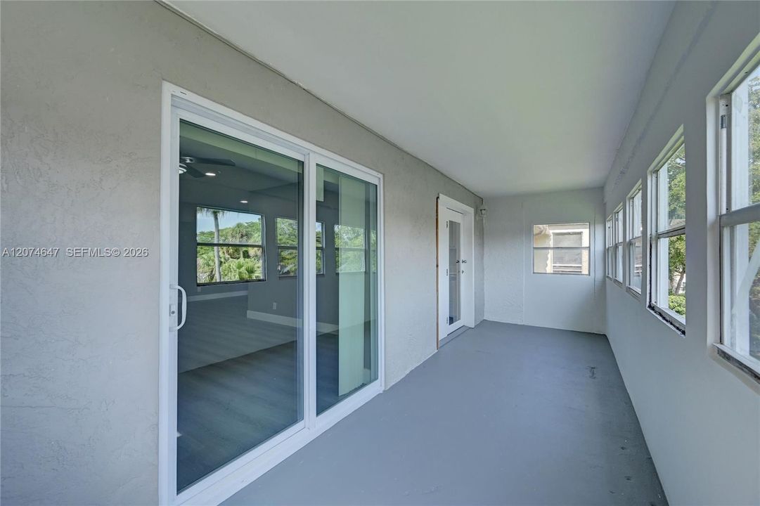For Sale: $249,997 (2 beds, 2 baths, 1245 Square Feet)