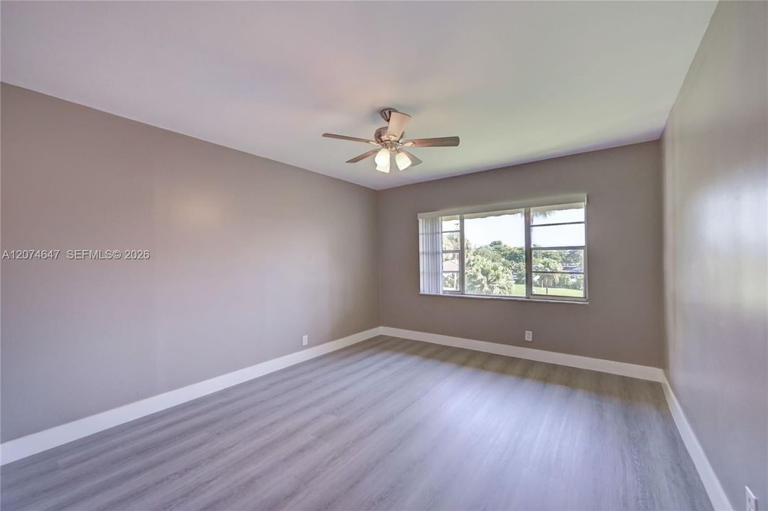 For Sale: $249,997 (2 beds, 2 baths, 1245 Square Feet)