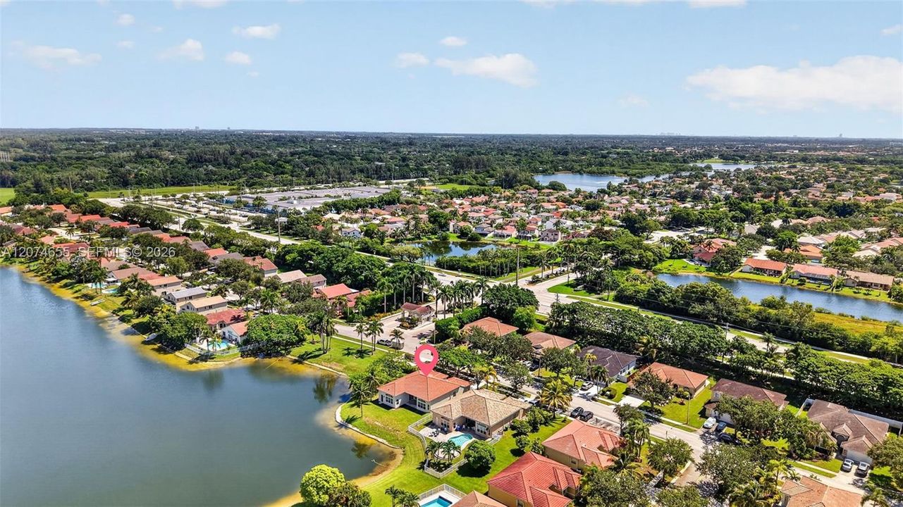 For Sale: $775,000 (4 beds, 2 baths, 2392 Square Feet)