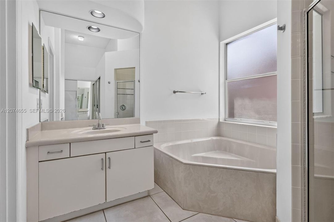 For Sale: $775,000 (4 beds, 2 baths, 2392 Square Feet)