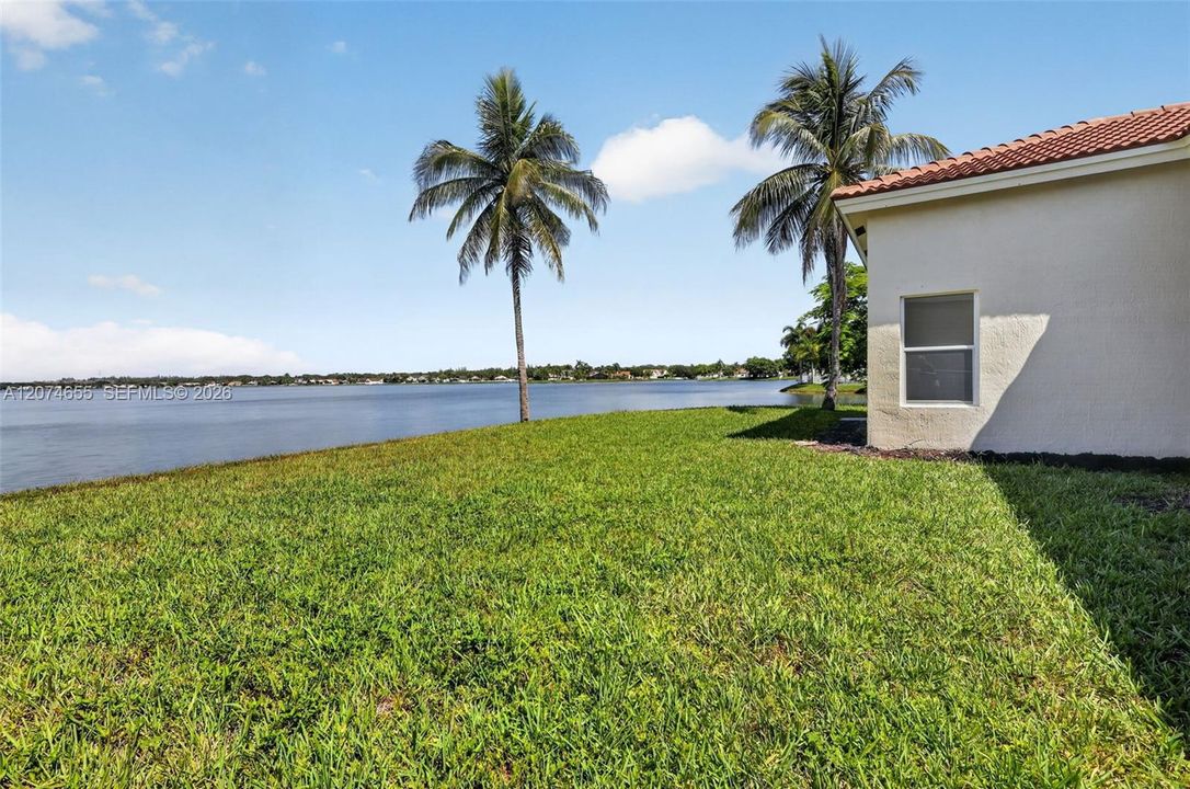 For Sale: $775,000 (4 beds, 2 baths, 2392 Square Feet)