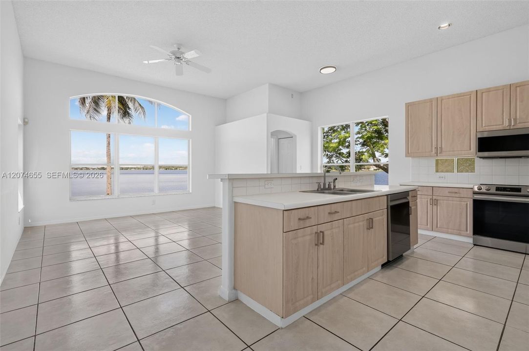 For Sale: $775,000 (4 beds, 2 baths, 2392 Square Feet)