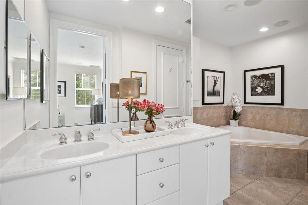 17-Bertanzetti-608 NE 11th Ave-17
