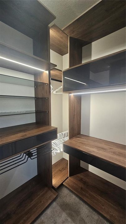 For Rent: $2,800 (3 beds, 2 baths, 1612 Square Feet)