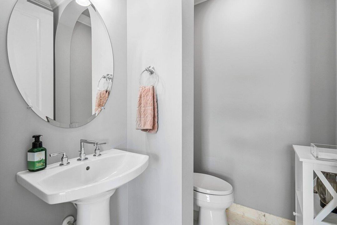 022-17511CadenaDrive-BocaRaton-FL-33496-