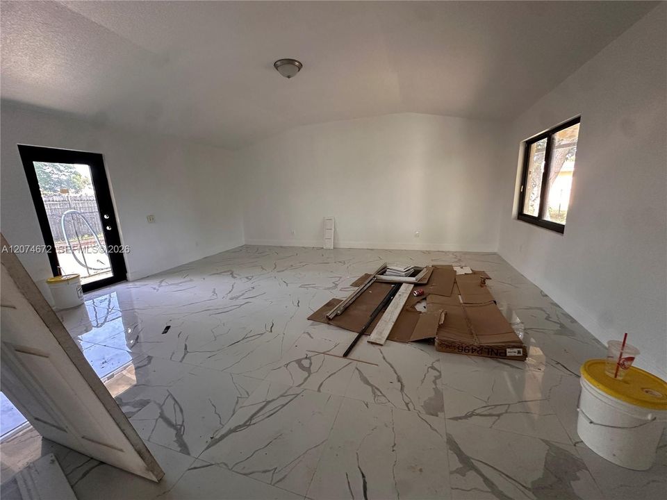 For Sale: $495,000 (4 beds, 2 baths, 1878 Square Feet)