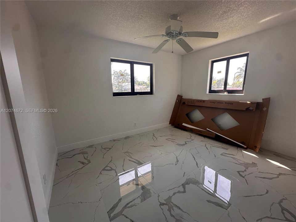 For Sale: $495,000 (4 beds, 2 baths, 1878 Square Feet)