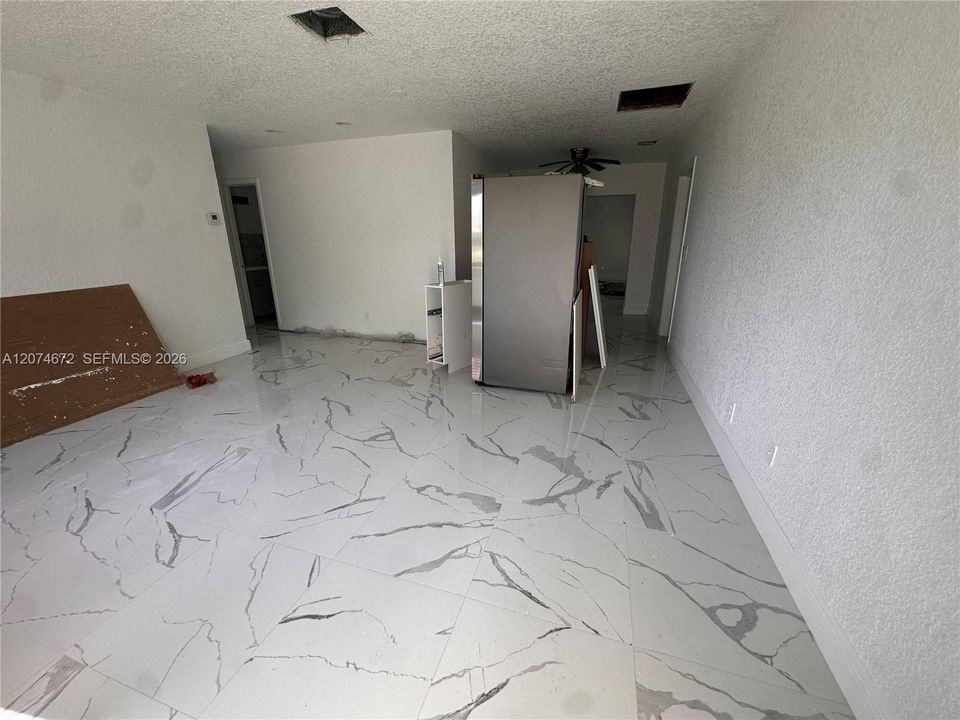 For Sale: $495,000 (4 beds, 2 baths, 1878 Square Feet)