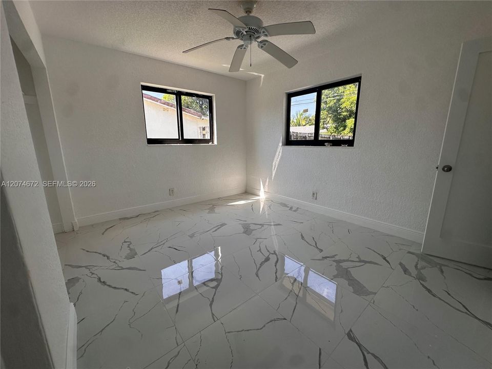For Sale: $495,000 (4 beds, 2 baths, 1878 Square Feet)