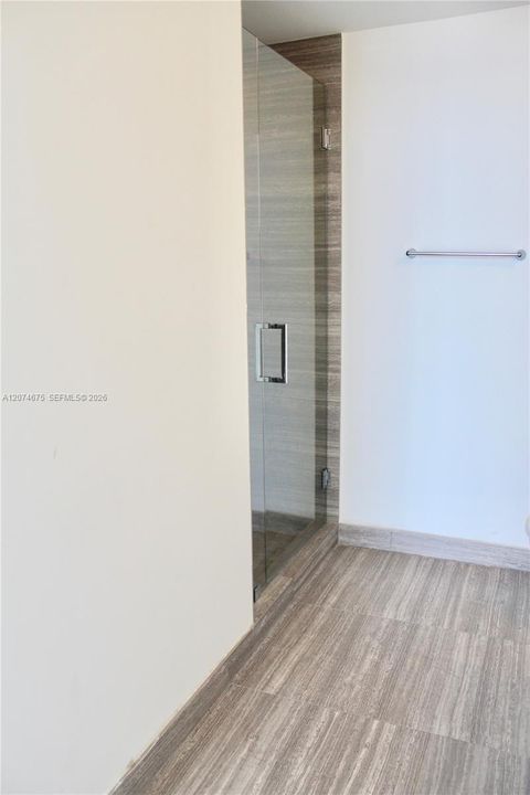 For Rent: $6,900 (2 beds, 3 baths, 1283 Square Feet)
