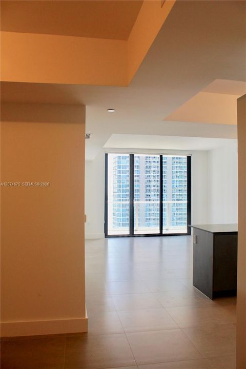 For Rent: $6,900 (2 beds, 3 baths, 1283 Square Feet)