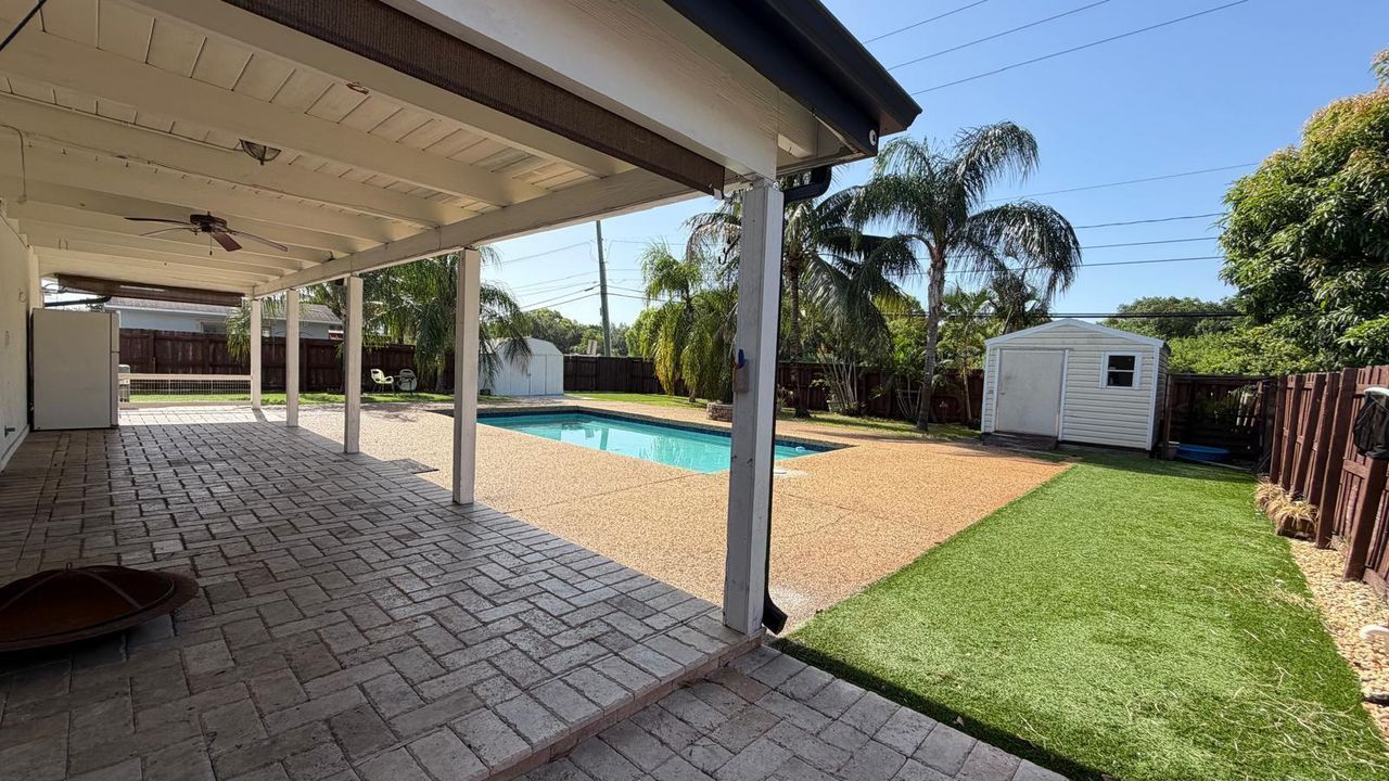 pool4