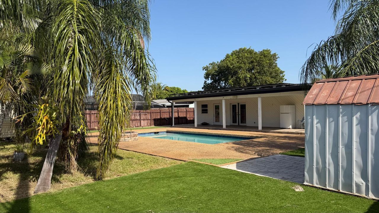 pool