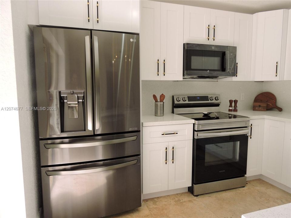En Venta: $439,900 (3 camas, 2 baños, 1654 Pies cuadrados)
