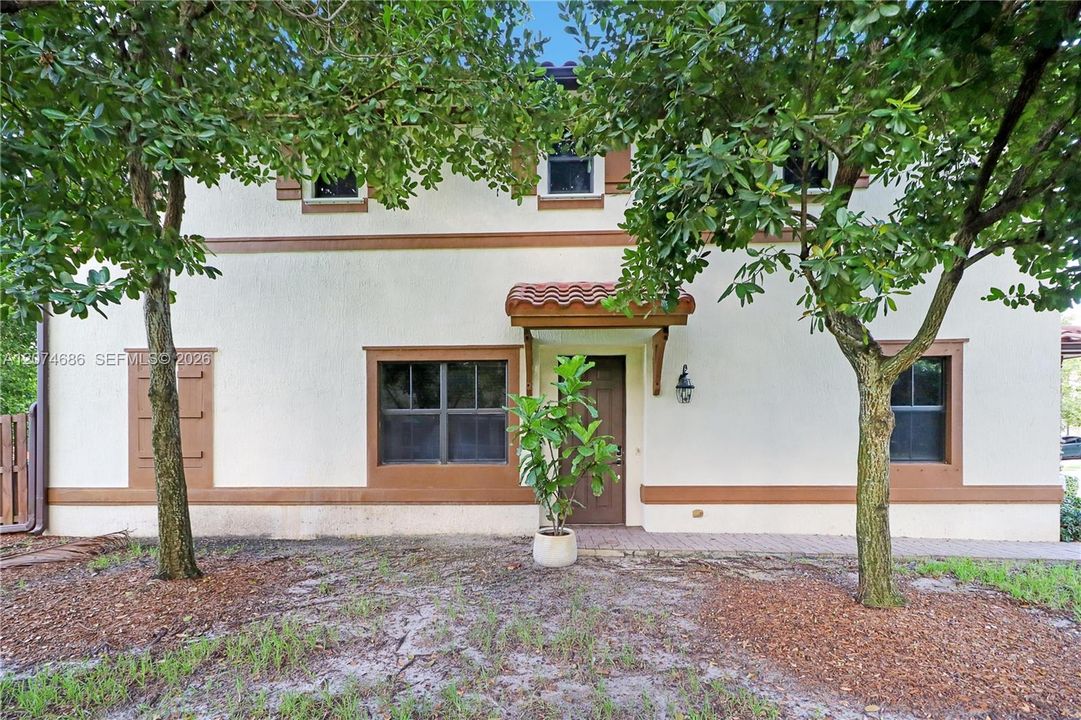 En Venta: $625,000 (4 camas, 3 baños, 2260 Pies cuadrados)