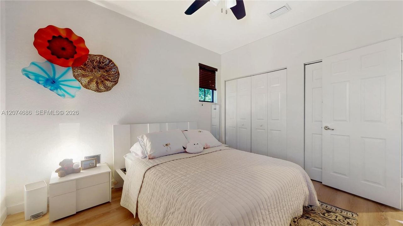En Venta: $625,000 (4 camas, 3 baños, 2260 Pies cuadrados)