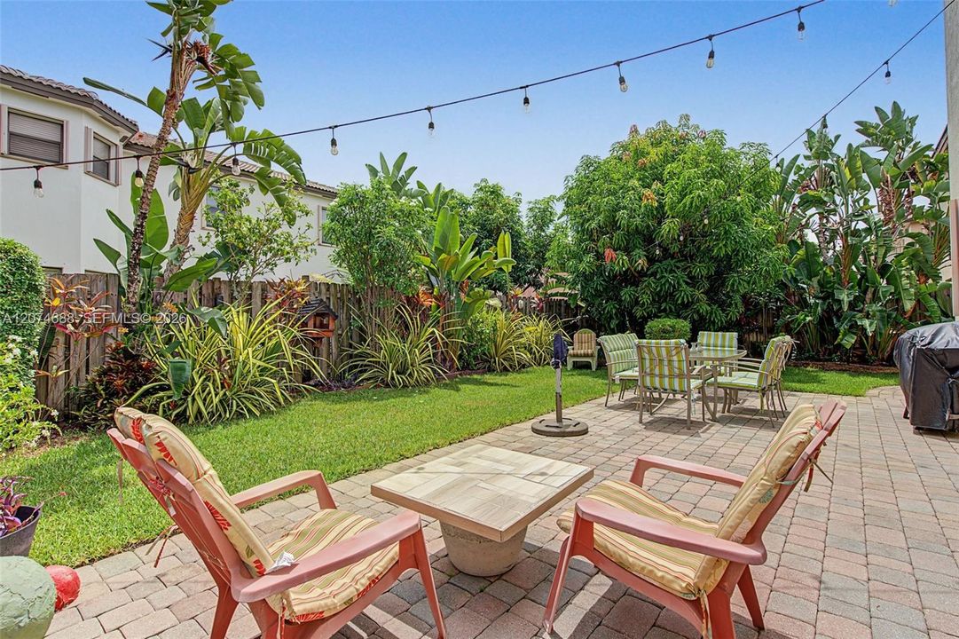 For Sale: $625,000 (4 beds, 2 baths, 2537 Square Feet)