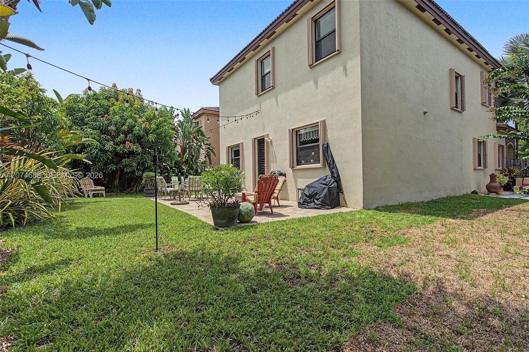 For Sale: $625,000 (4 beds, 2 baths, 2537 Square Feet)