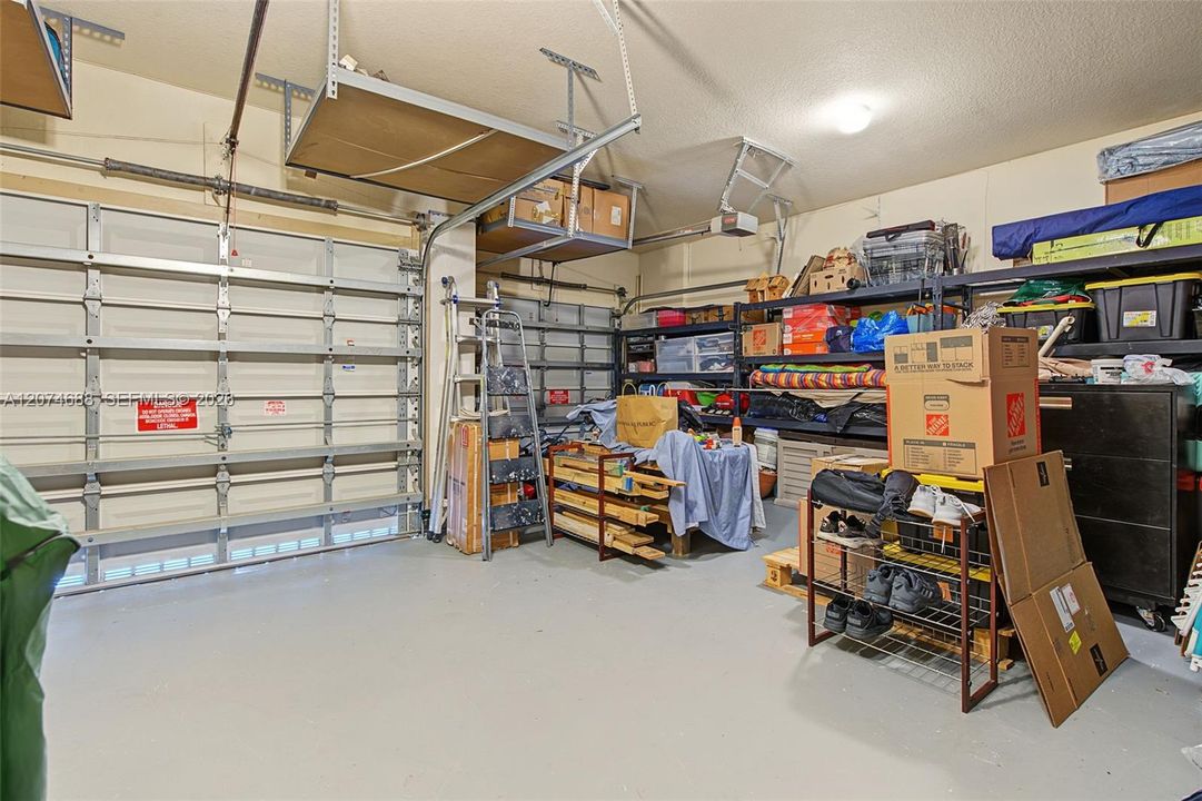 For Sale: $625,000 (4 beds, 2 baths, 2537 Square Feet)