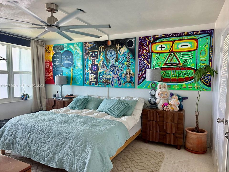 For Rent: $2,800 (1 beds, 1 baths, 812 Square Feet)