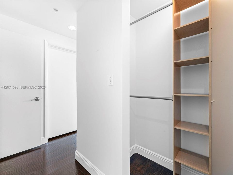 For Rent: $4,450 (2 beds, 2 baths, 1590 Square Feet)