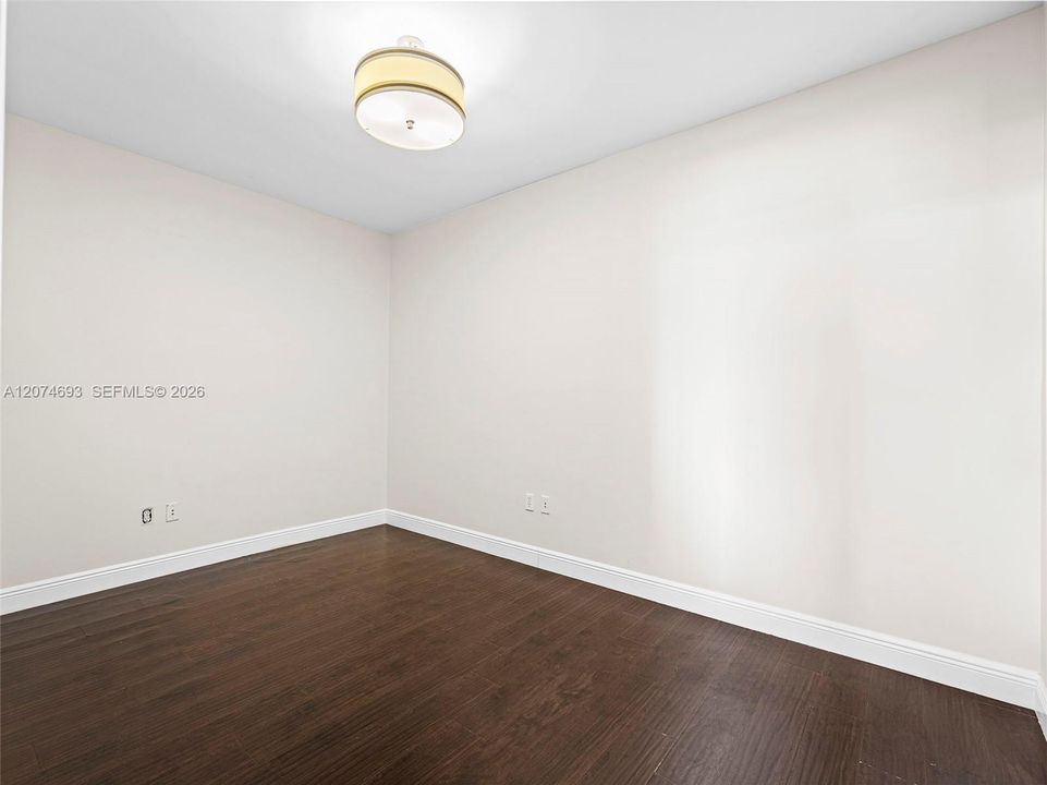 For Rent: $4,450 (2 beds, 2 baths, 1590 Square Feet)