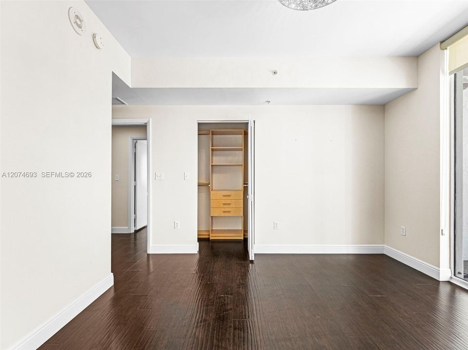 For Rent: $4,450 (2 beds, 2 baths, 1590 Square Feet)