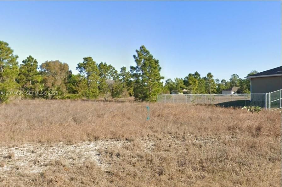 На продажу: $24,900 (0.25 acres)