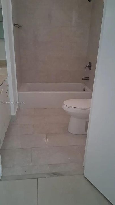 For Rent: $3,200 (3 beds, 2 baths, 1170 Square Feet)