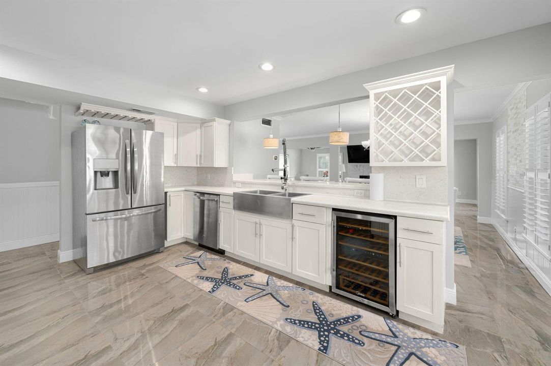 18-web-or-mls-121 Queen Eugenia Ct - 18