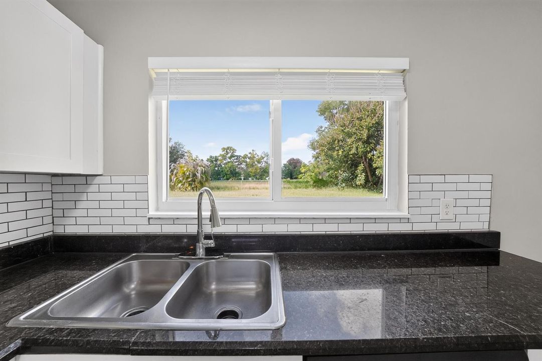 25_230_SW_Cherryhill_Rd-0347