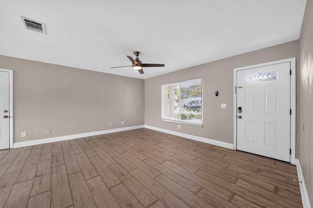 13_230_SW_Cherryhill_Rd-0238