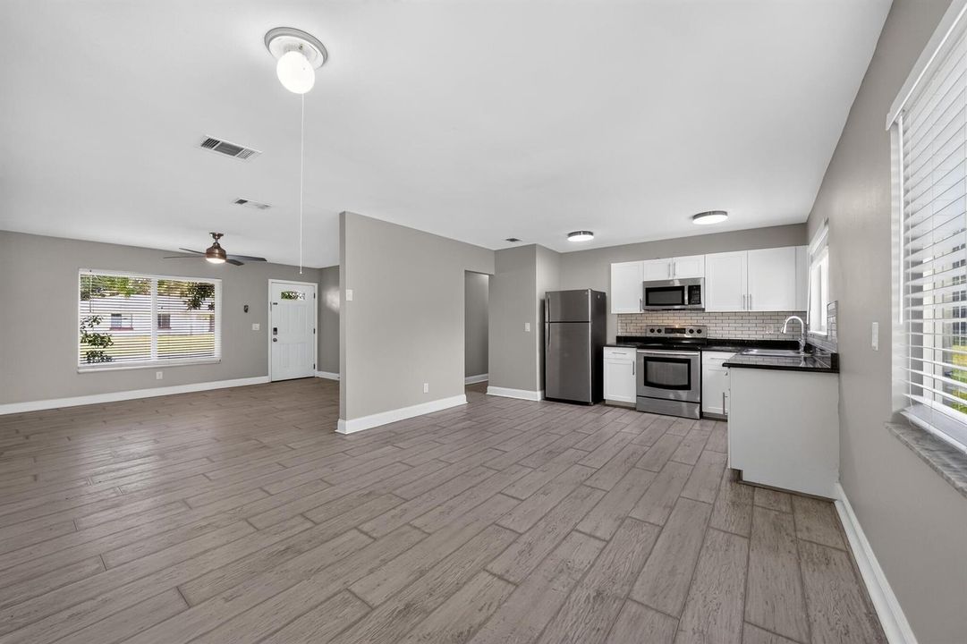 14_230_SW_Cherryhill_Rd-0148